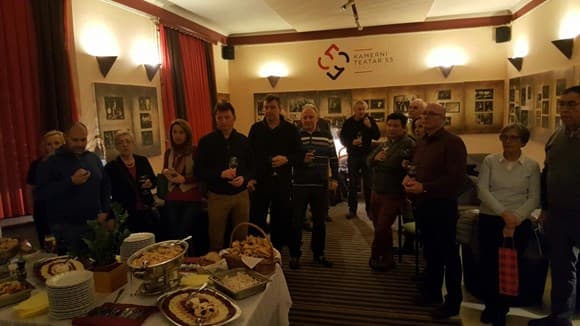 Cover image: Druženje u Kamernom Teatru 55