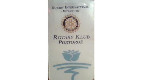 Rotarians Sponsor Children Without Parents - slika 1