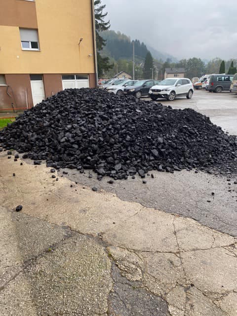 Hilfe für Drin und Bakovići nach den Überschwemmungen in Fojnica - pregled slike 2