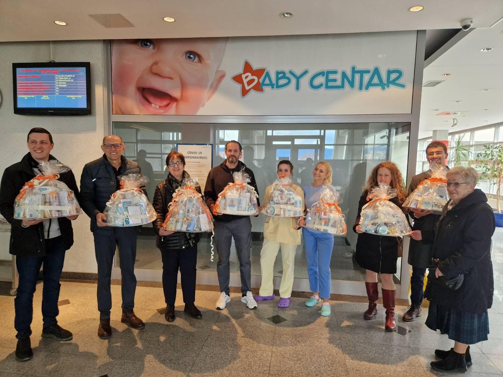 Svjetski dan Rotaryja obilježen darivanjem beba u Sarajevu - slika 1