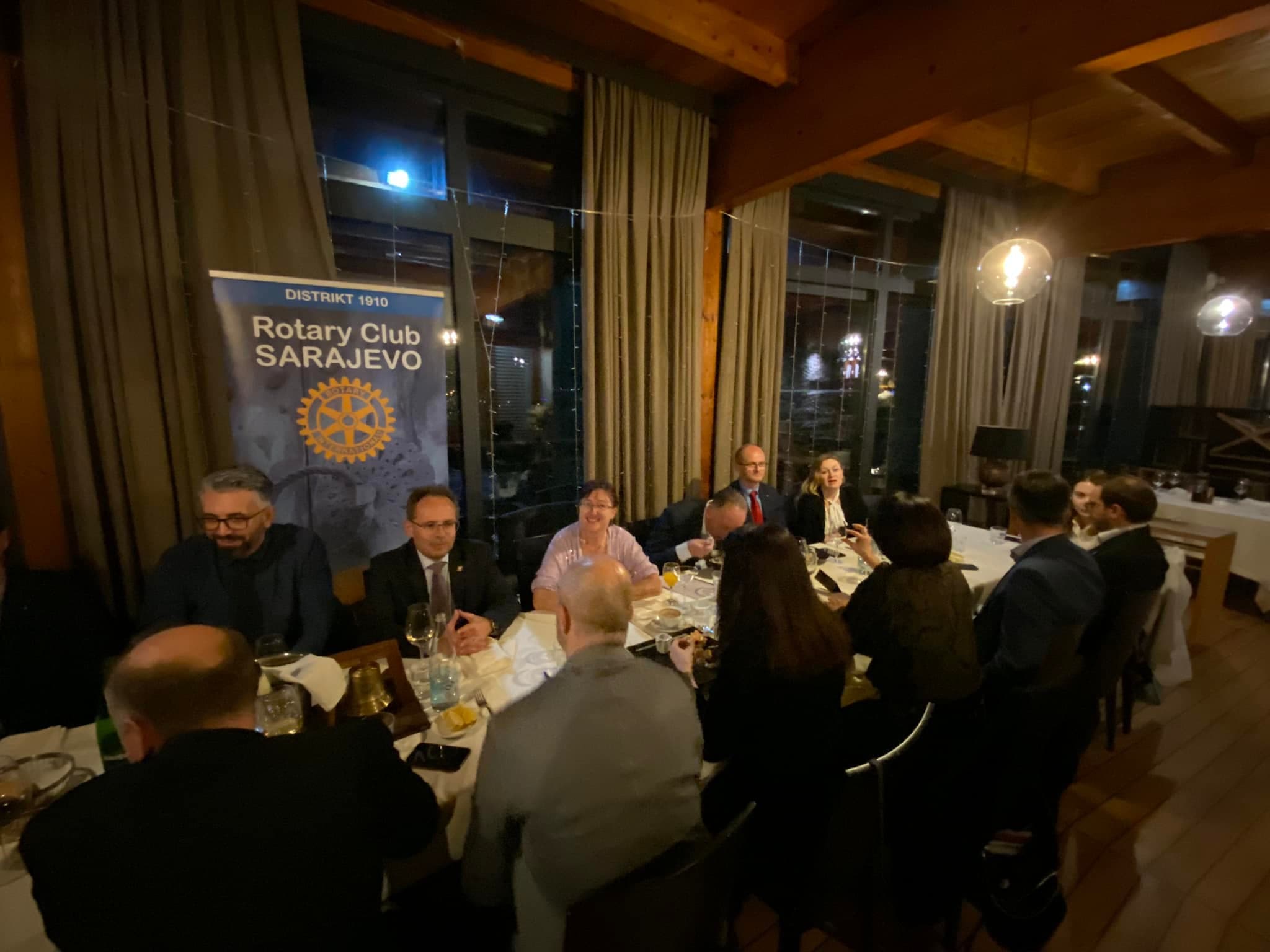 Ambassador Daniel Hunn visits the club - pregled slike 4