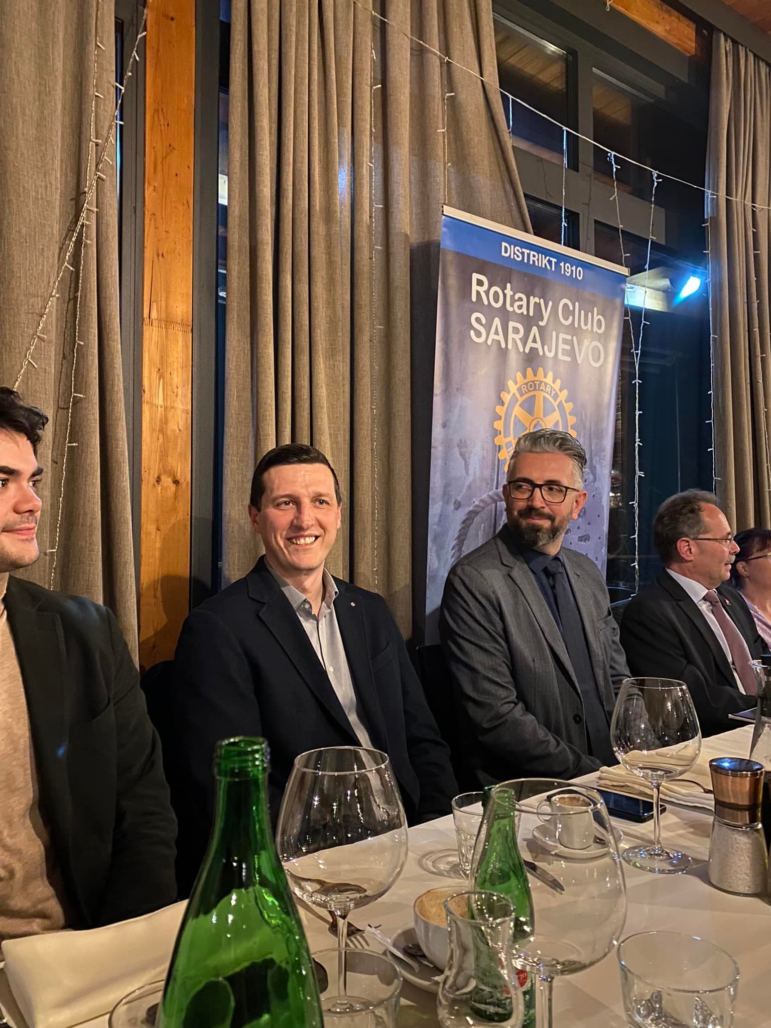 Ambassador Daniel Hunn visits the club - pregled slike 6