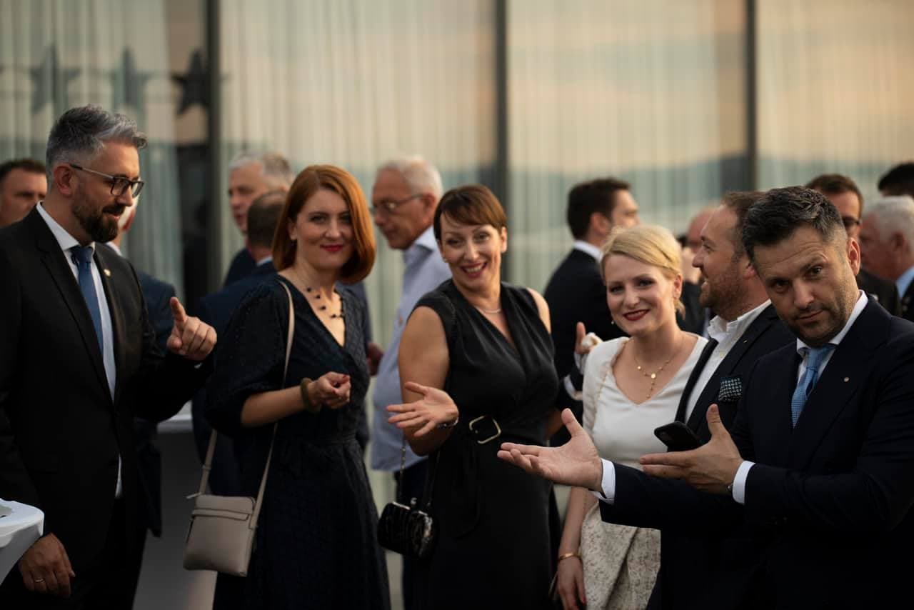 Novi predsjednik i početak rotarijanske godine 2021/22 - pregled slike 2