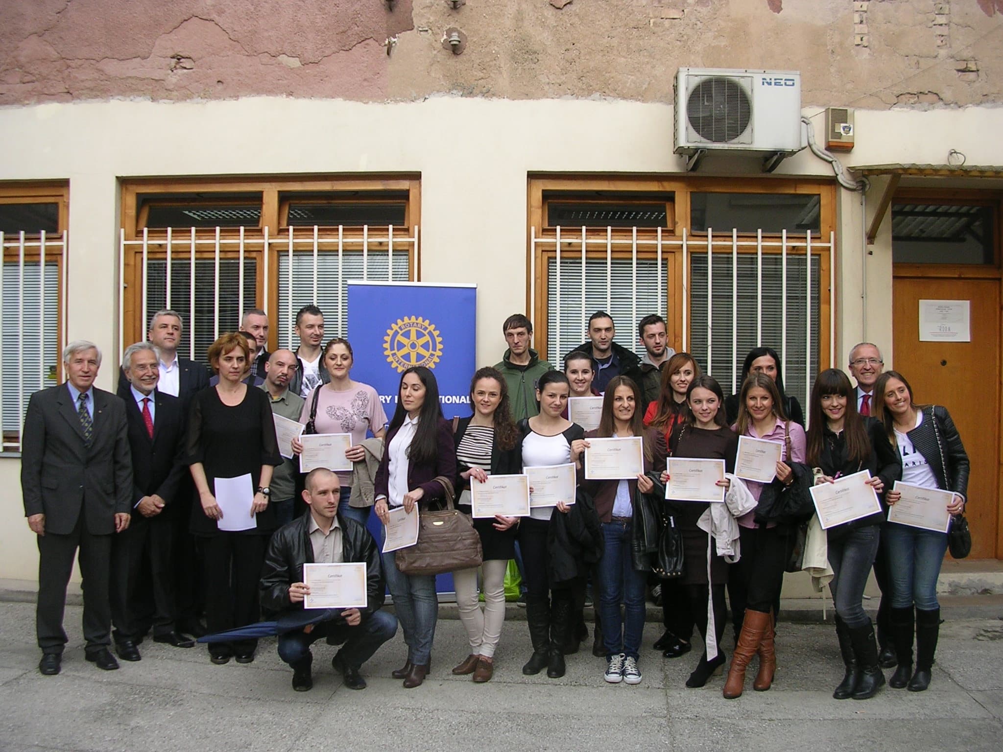 Obuka mladih nezaposlenih osoba za tržište rada - slika 1